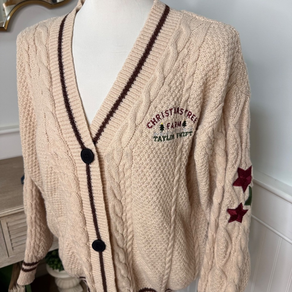 Taylor Swift Christmas Tree Farm Cardigan Cream Cable Knit Star Patches Large